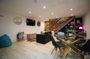 Exquisite Clifton Gem - Football table